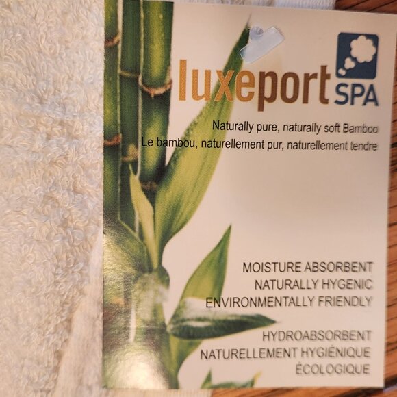 2 SPA FACECLOTHS (NWT)(4/$25) - Picture 2 of 2